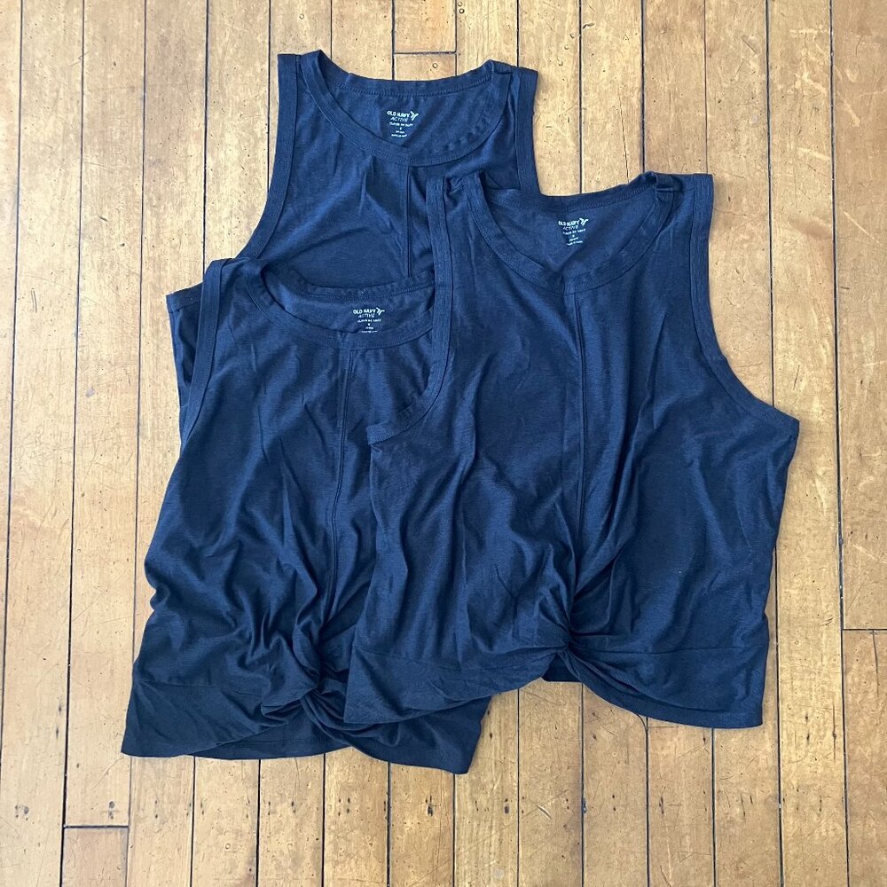 NWOT Old Navy CloudMotion Twist Front Tank Tops (3)